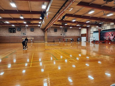 Fondé Community Center
