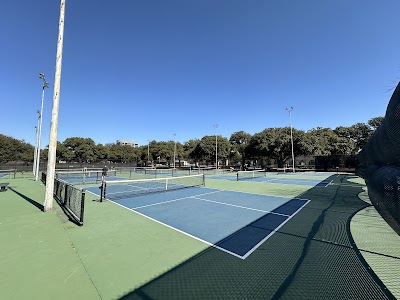 Cole Park Tennis Courts