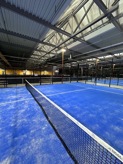Casa Padel Pineapple Park (München)