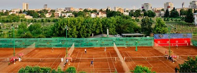 First Tennis Club