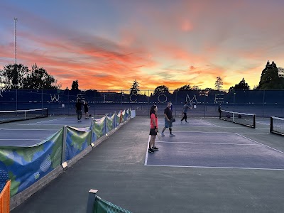 Queen Elizabeth Pickleball Courts