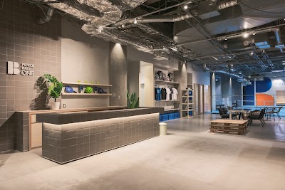 ピックルボールワン銀座新橋【東京都内初の都市型インドアピックルボール専用コート＆ショップ】/ PICKLEBALL ONE GINZA SHIMBASHI